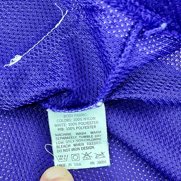 Vintage NBA Toronto Raptors Isiah Thomas #11 Jersey Champion Men’s Sz 48 RARE XL - Picture 8 of 11